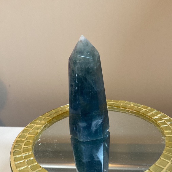 Fluorite Crystal Tower - Picture 6 of 8